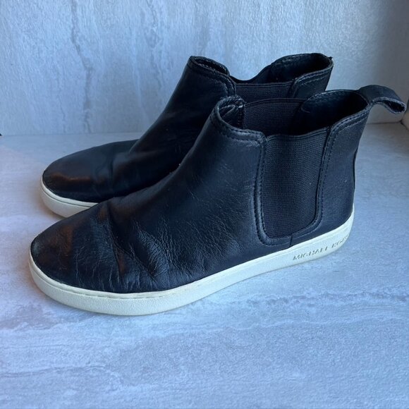 Michael Kors Black leather Womens Sneaker Booties pull on Size 6.5 - Picture 1 of 12